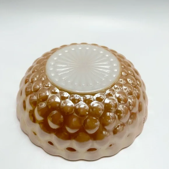 🔥👑⚓️🍑🧡🤍Fire King Anchor Hocking - Vintage Peach Lustre Large Bubble Bowl. - Picture 14 of 16